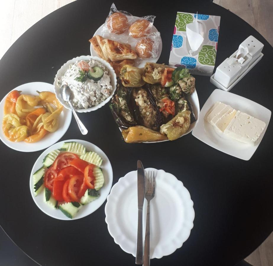 The Land Of Ararat 호텔 예레반 외부 사진